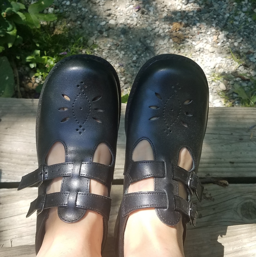 American Eagle Amber Mary Jane's, Black 8.5W